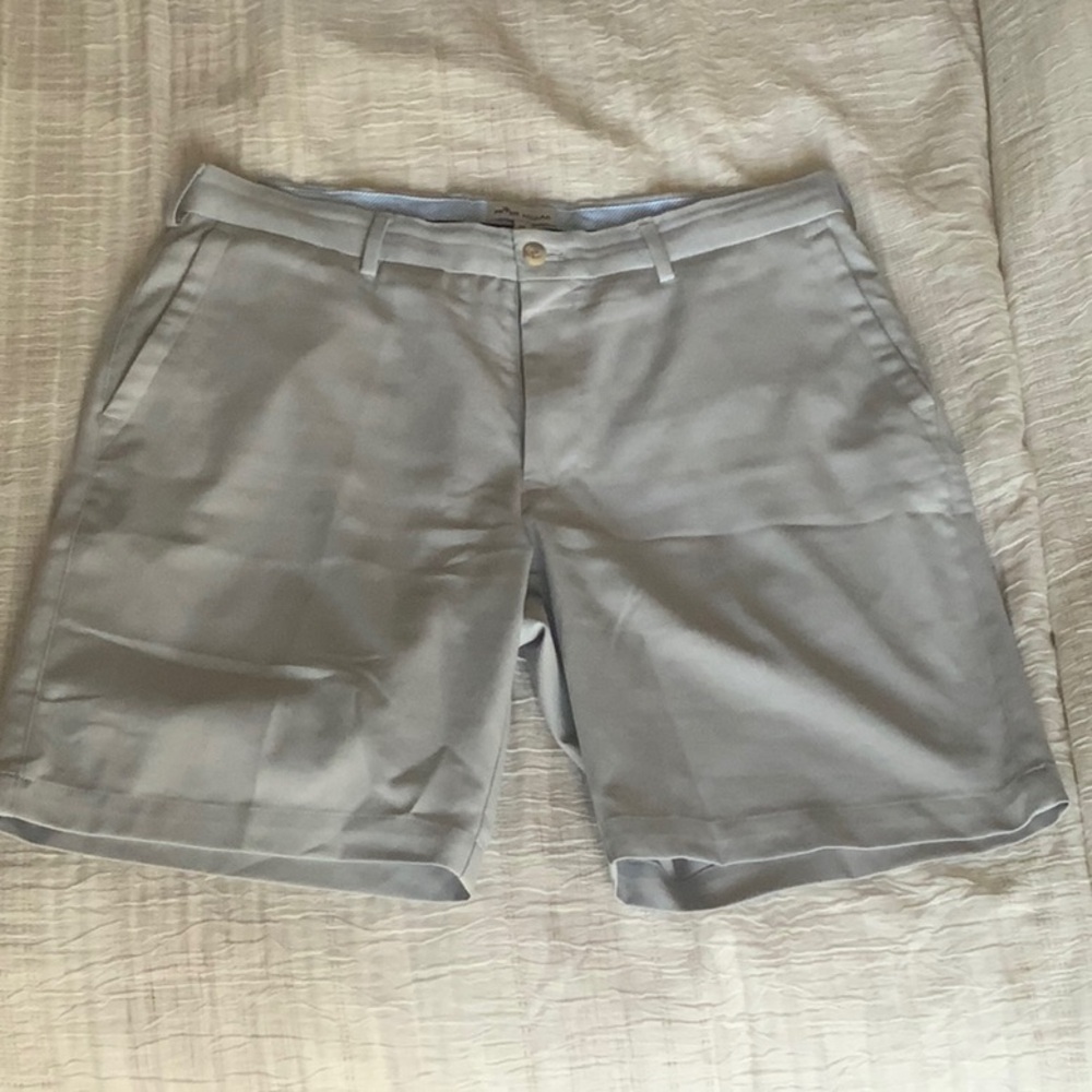 Men's Gray Shorts